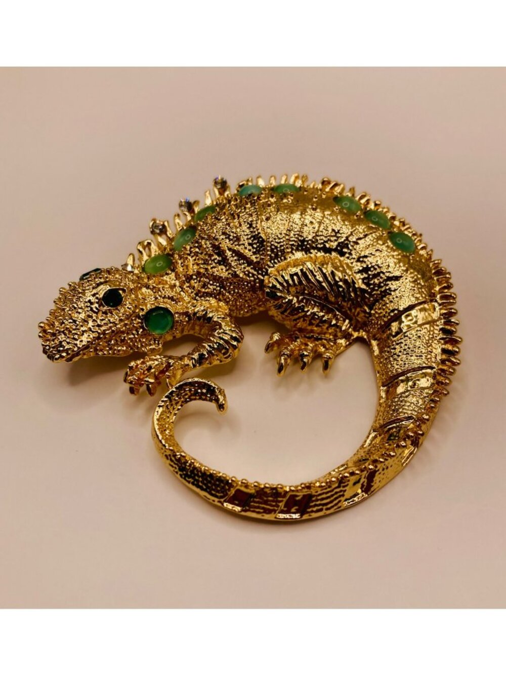 Gold-Tone Lizard Brooch Pin Green & Clear Gemstone Accents -15B